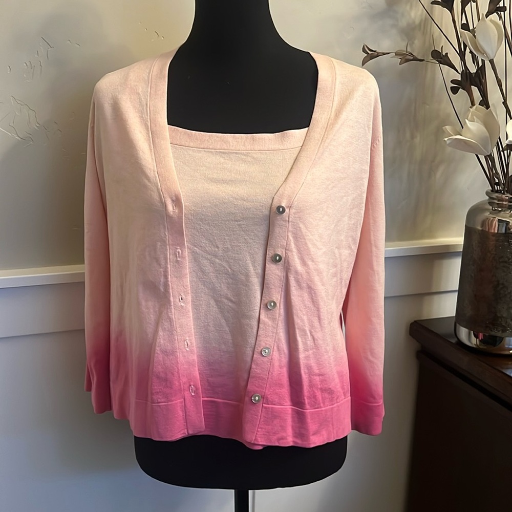 NWT Q.U.E two piece set